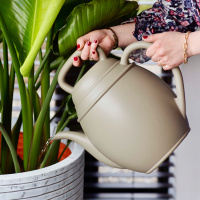 Xala Chai watering can, 10 L - olive grey