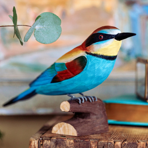 Wildlife Garden wood-carved bird - bee eater