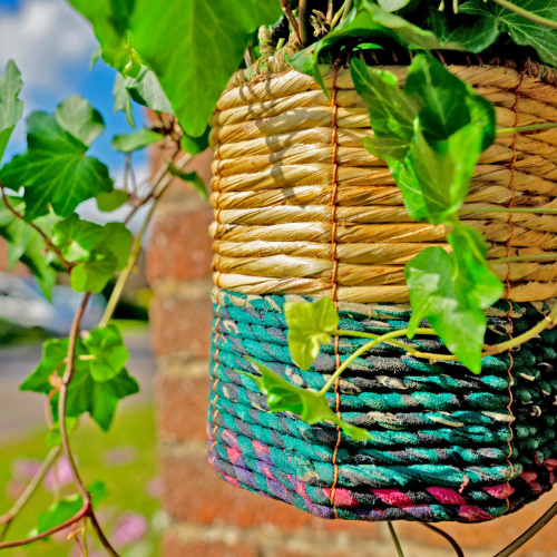 Wildlife World flower pot for hanging - medium