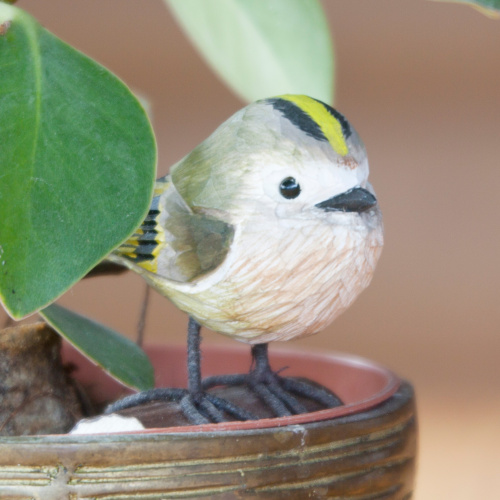 Wildlife Garden wood-carved bird bird - king of...