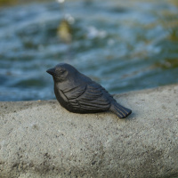 Wildlife Garden cast iron bird - sparrow young