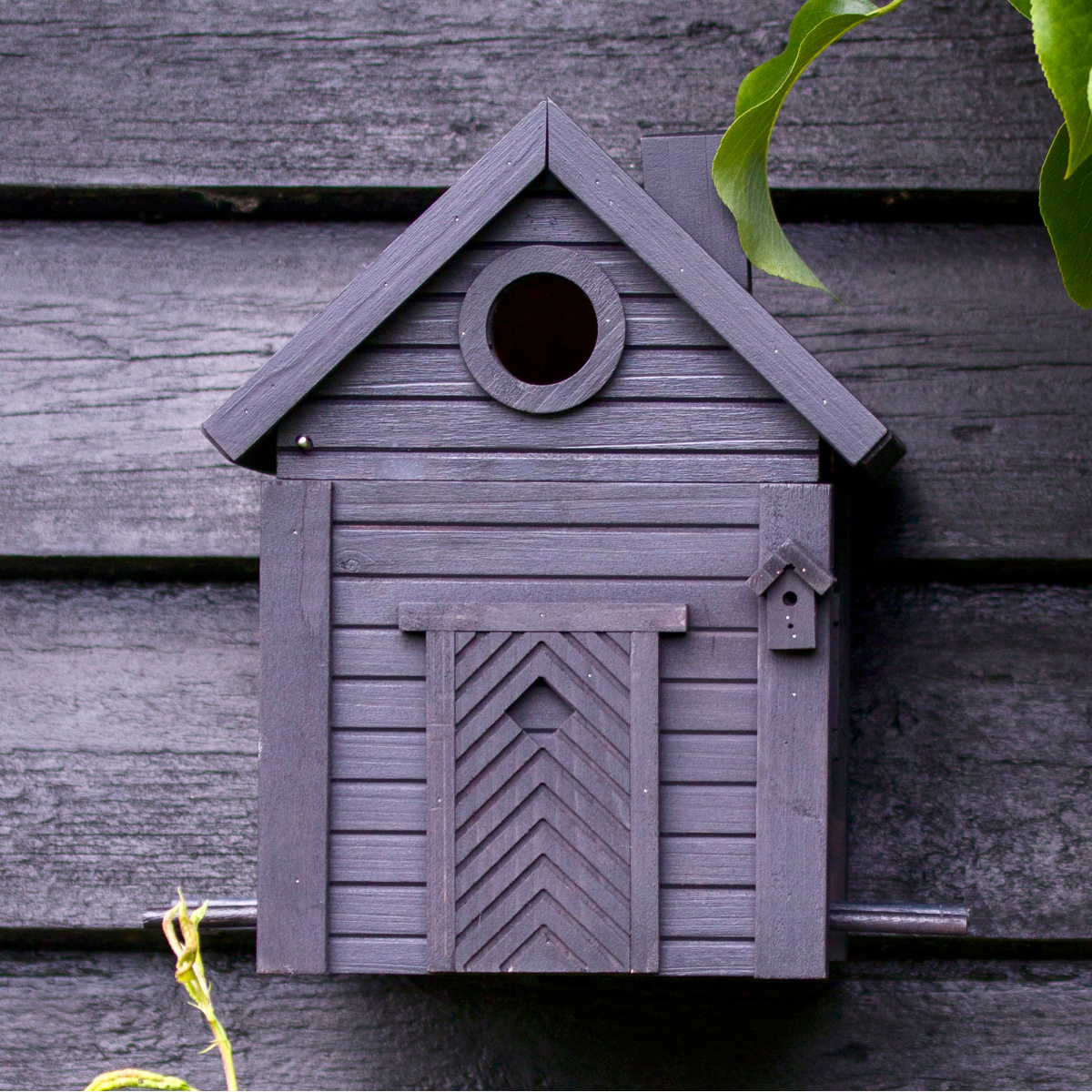Wildlife Garden nest box / automatic feeder - charcoal