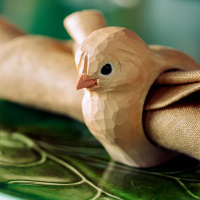 Wildlife Garden napkin ring - chicken